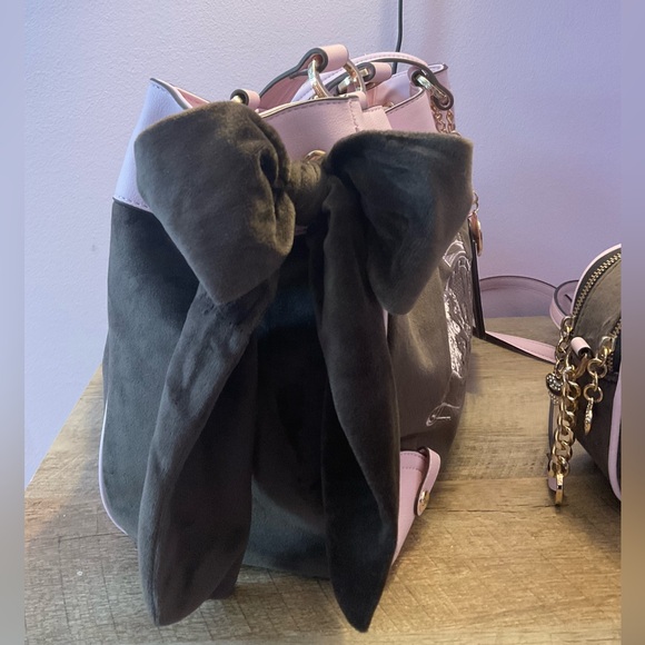 Juicy Couture Black and Pink Tote Set - Picture 9 of 13